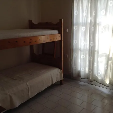 To Let Katerina & John's ホテル 2*