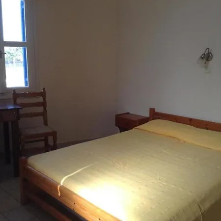 Szálloda To Let Katerina & John's Perísza