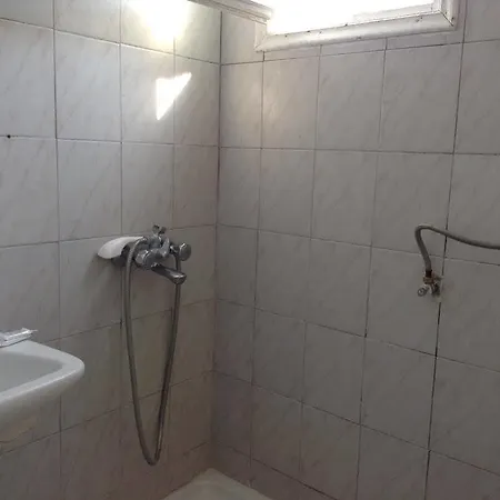 To Let Katerina & John's