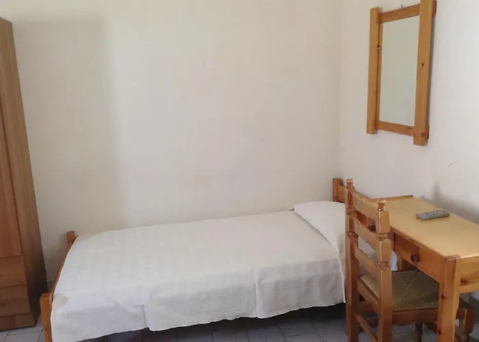 To Let Katerina & John's