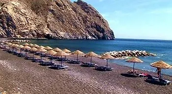 Hotel To Let Katerina & John's Perissa (Santorini)