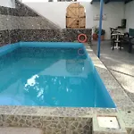 To Let Katerina & John's 2* Perissa (Santorini)