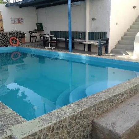 To Let Katerina & John's Перисса