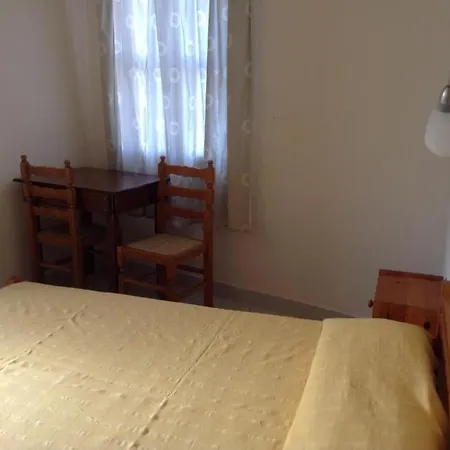 To Let Katerina & John's